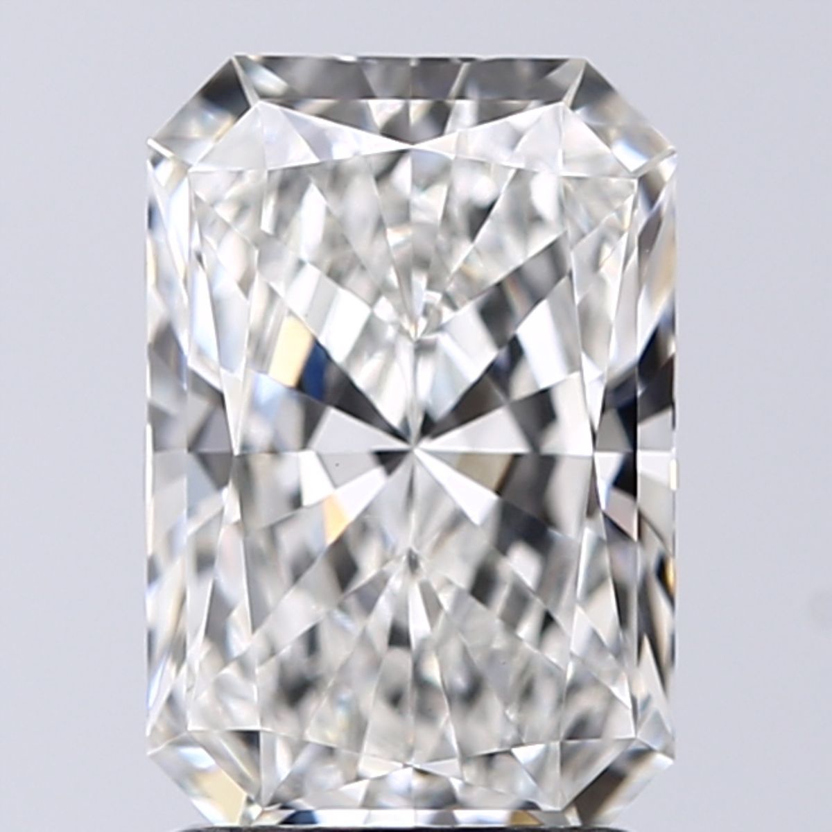 2.01 ct Radiant diamond