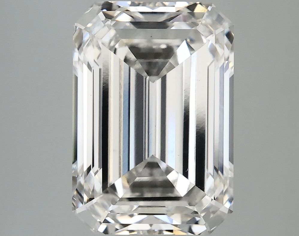 4.91 ct. emerald Lab Grown Diamond front image