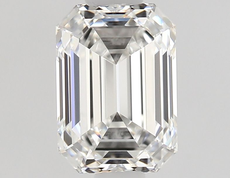 0.80 ct Emerald diamond