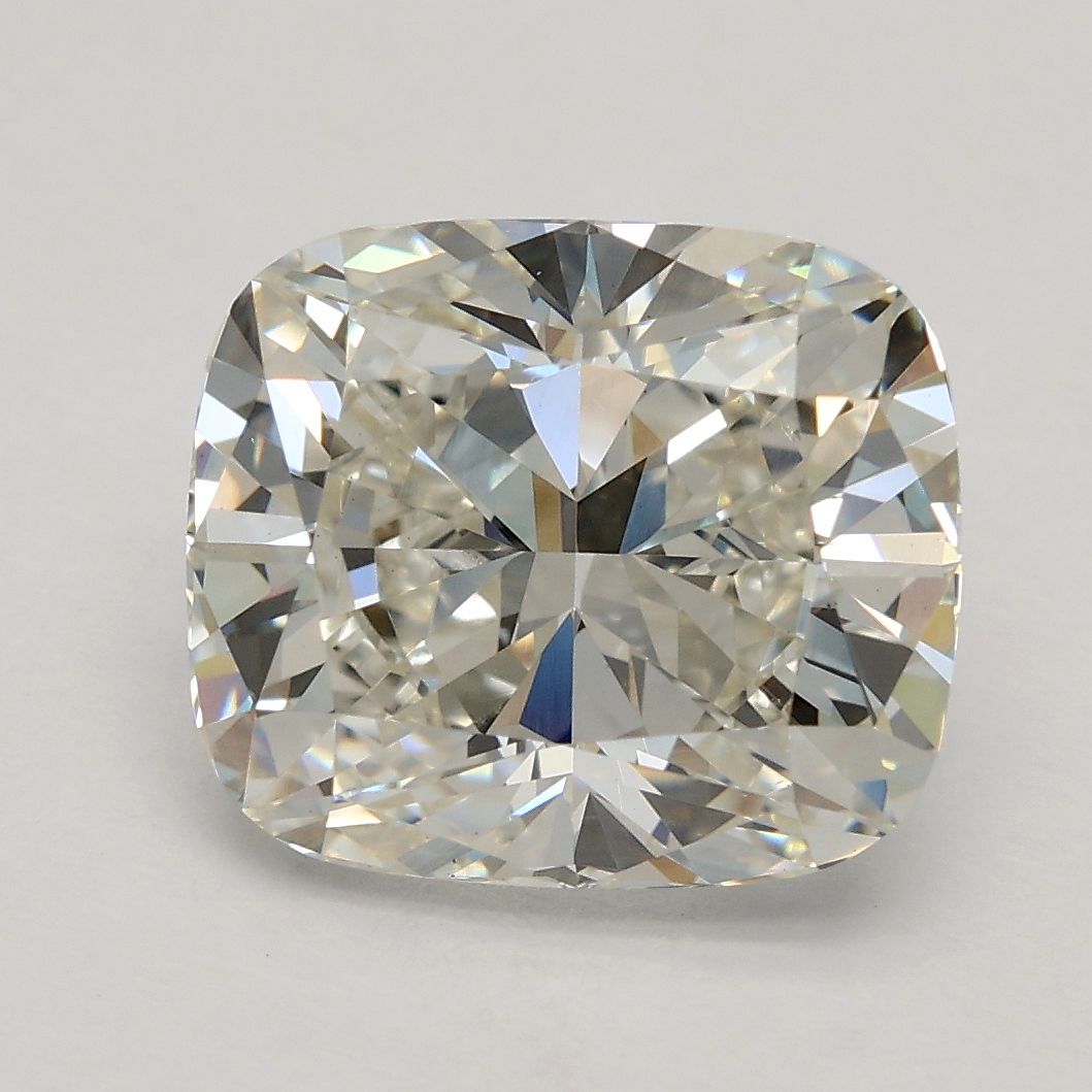 3.02 ct Cushion Modified diamond