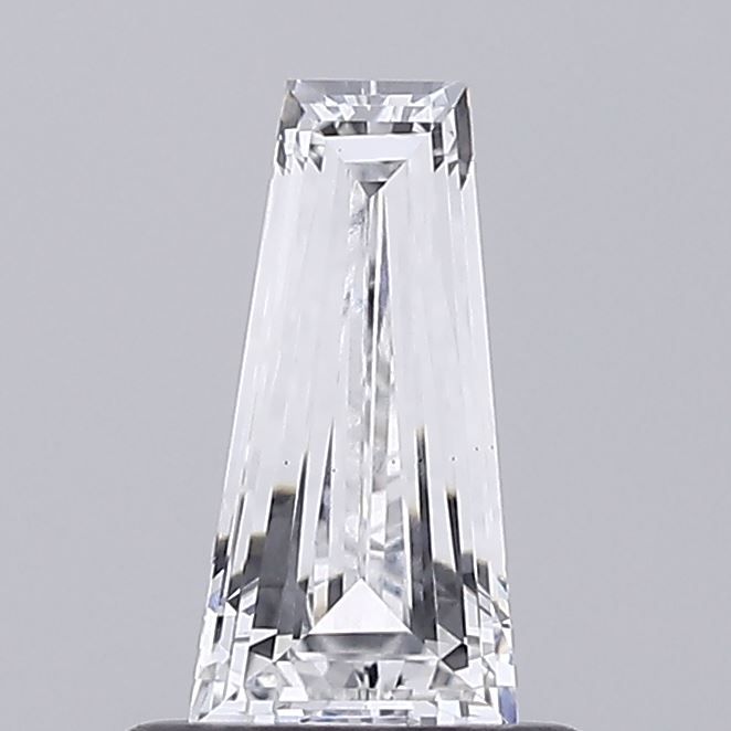 0.65 ct lab-grown Tapered baguette Diamond
