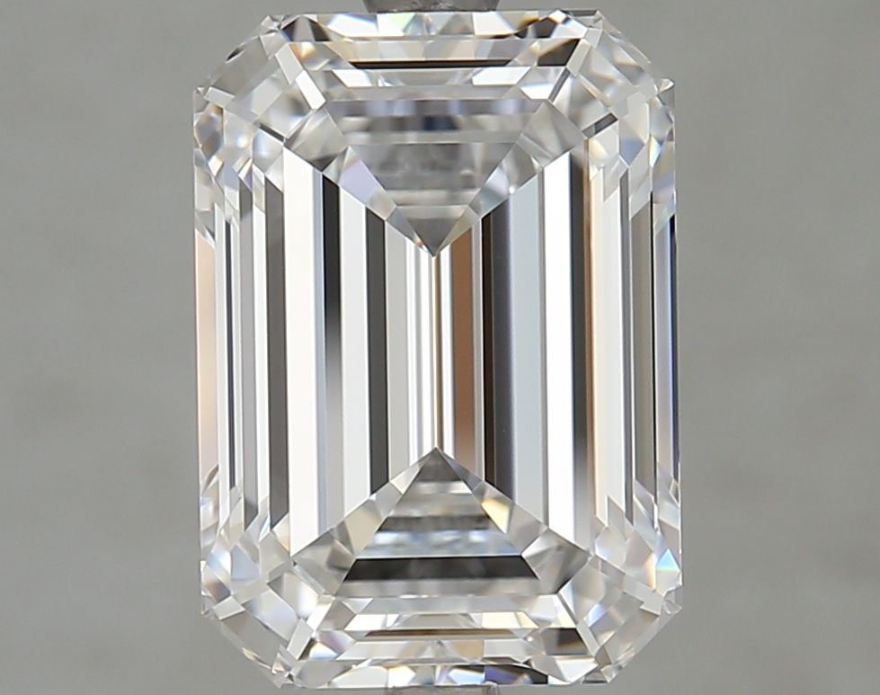 4.05 ct. emerald Lab Grown Diamond front image