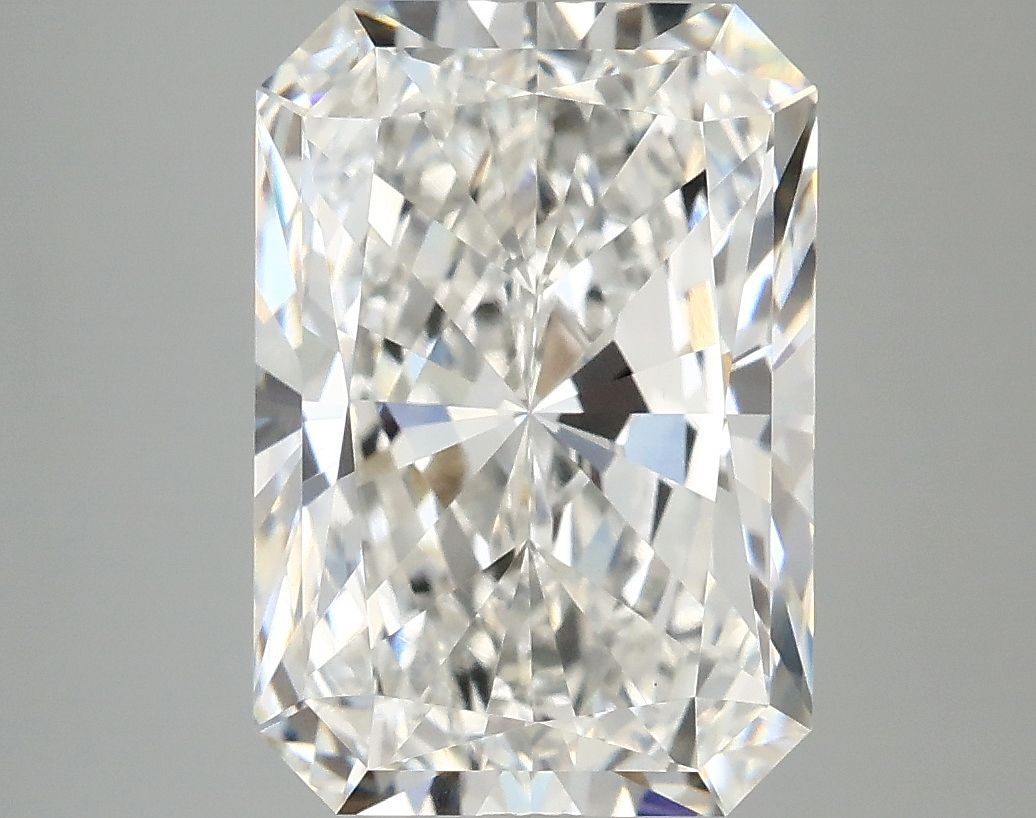 4.86 ct. radiant Lab Grown Diamond front image