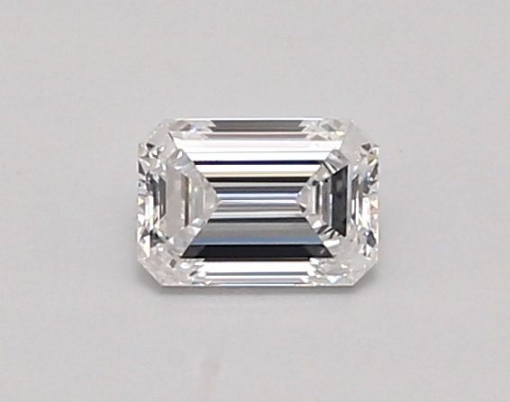 0.49 ct lab-grown Emerald Diamond