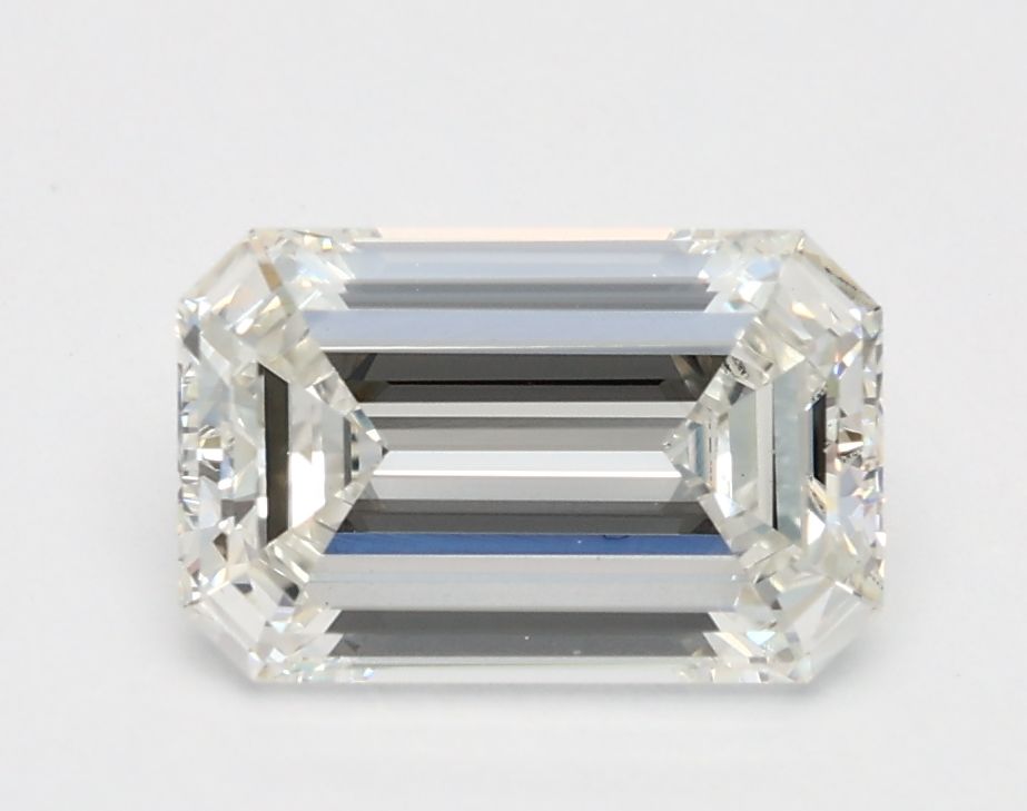 1.31 ct. emerald Lab Grown Diamond front image