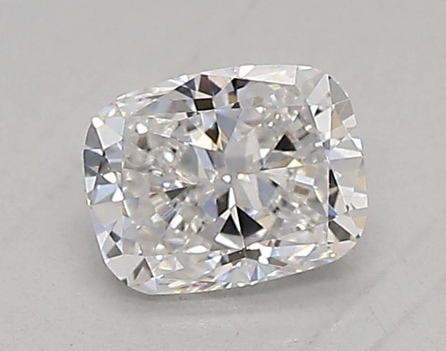 0.47 ct lab-grown Cushion modified Diamond
