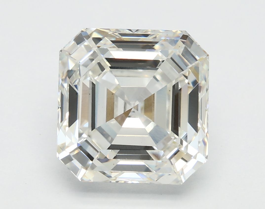 3.10 ct Square Emerald diamond