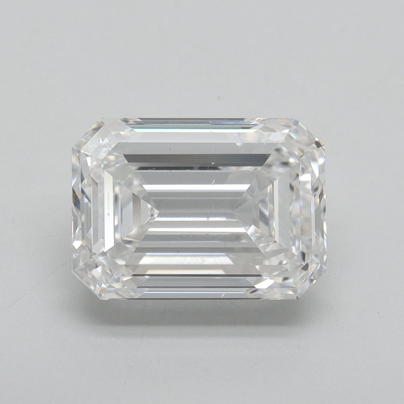 5.00 ct. emerald Lab Grown Diamond front image