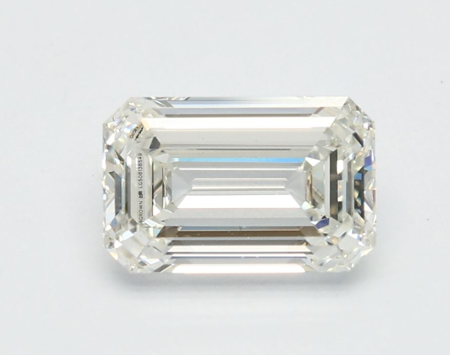 1.03 ct. emerald Lab Grown Diamond front image