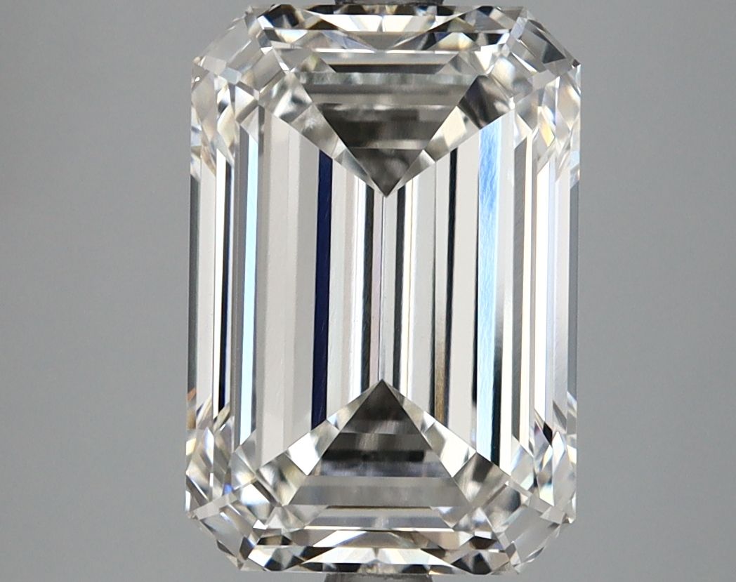 4.37 ct. emerald Lab Grown Diamond front image