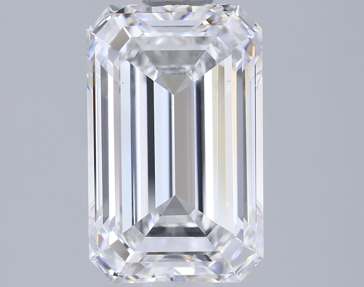 1.91 ct. emerald Lab Grown Diamond front image