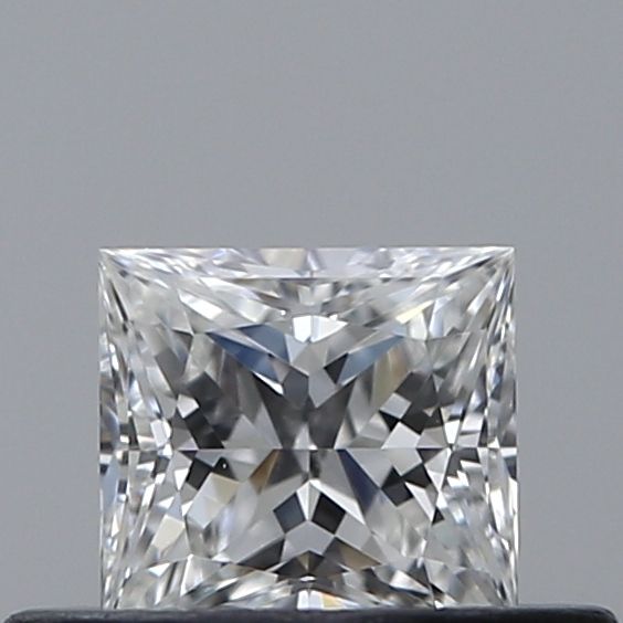 0.30 ct Princess diamond