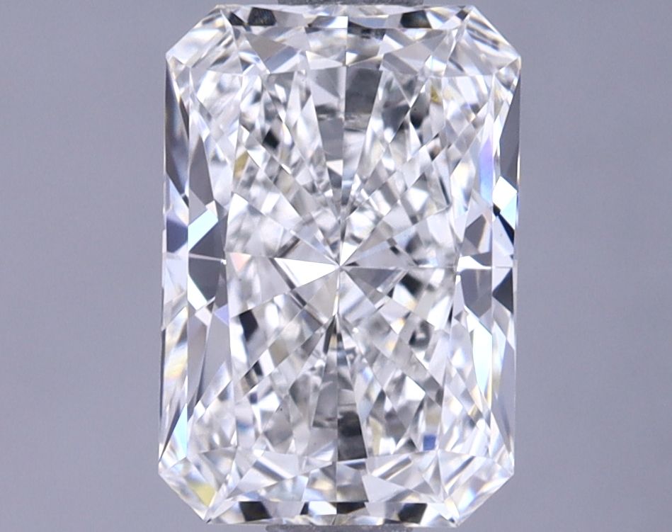 1.63 ct Radiant diamond