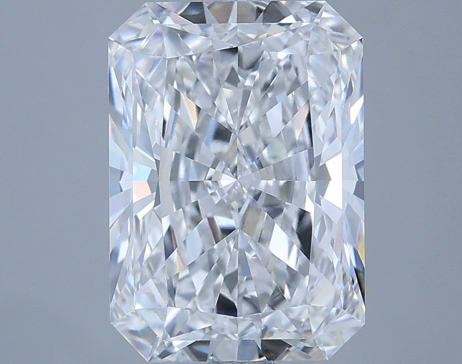 3.58 ct. radiant Lab Grown Diamond front image