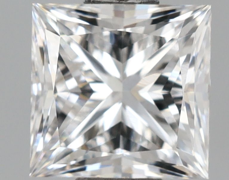 1.06 ct lab-grown Princess Diamond