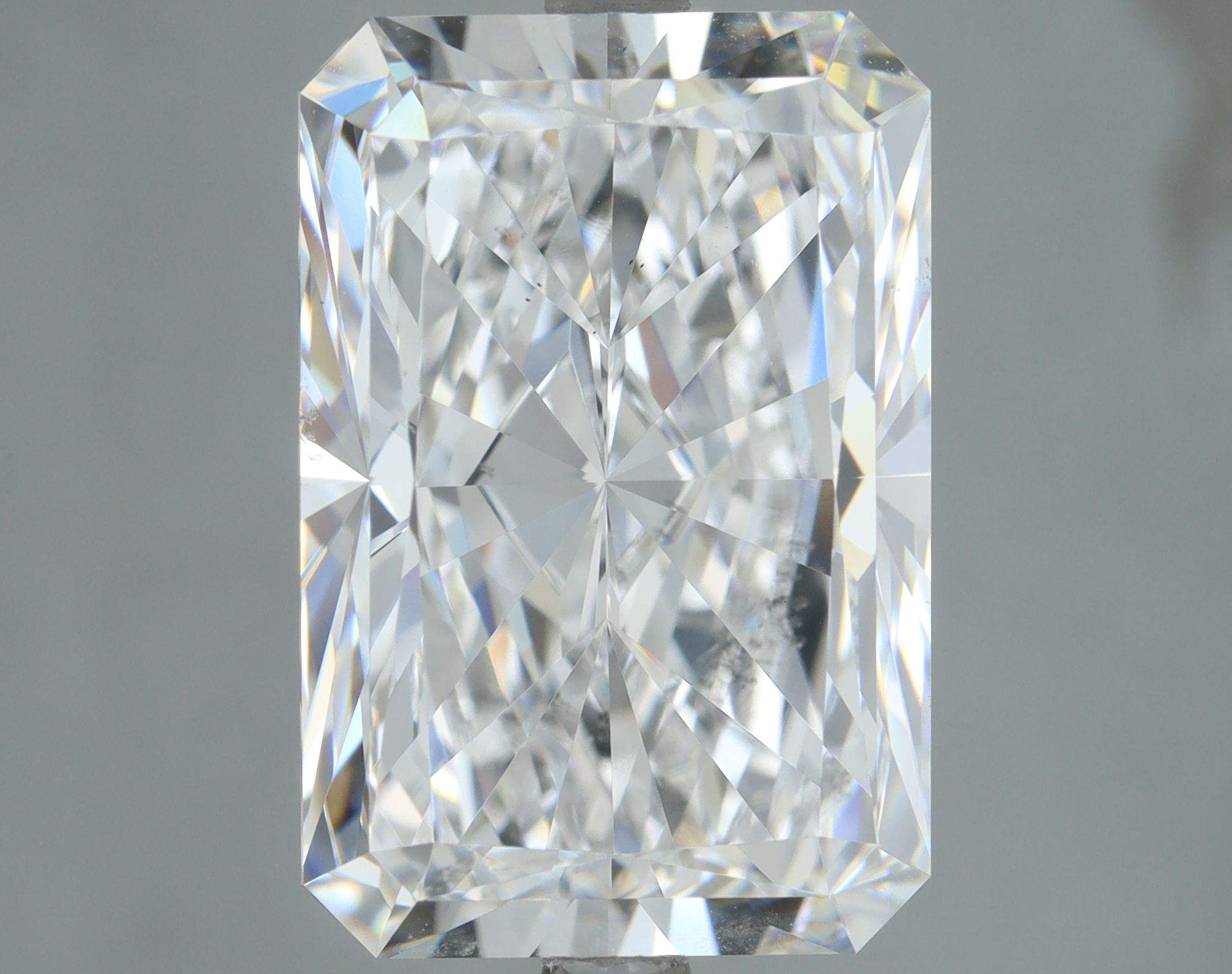7.01 ct. radiant Lab Grown Diamond front image