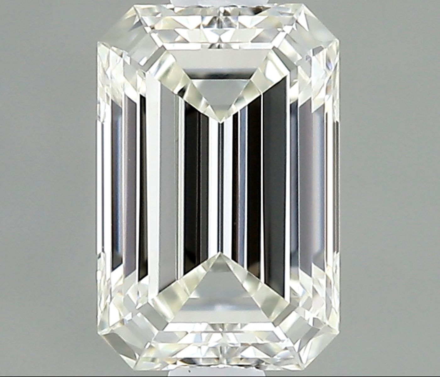 0.3 ct Emerald Diamond