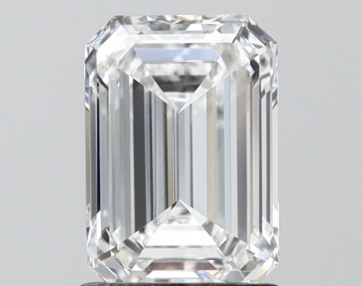 1.52 ct. emerald Lab Grown Diamond front image