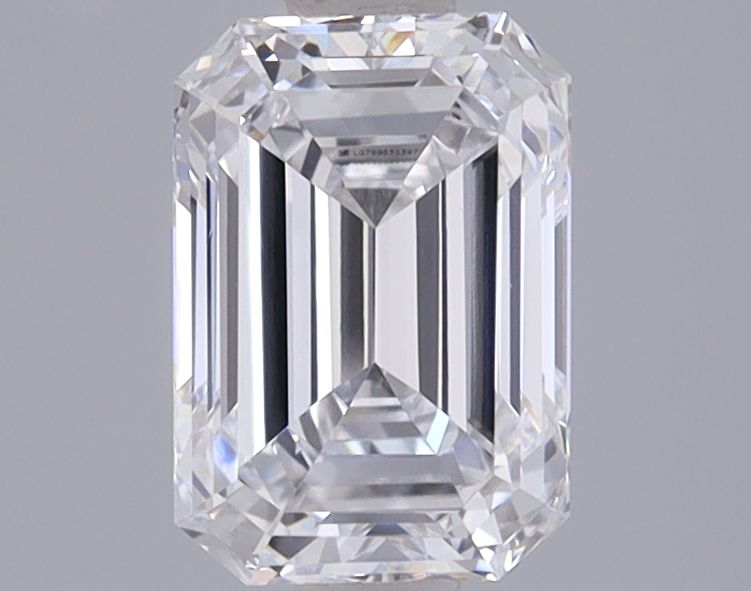 1.53 ct. emerald Lab Grown Diamond front image