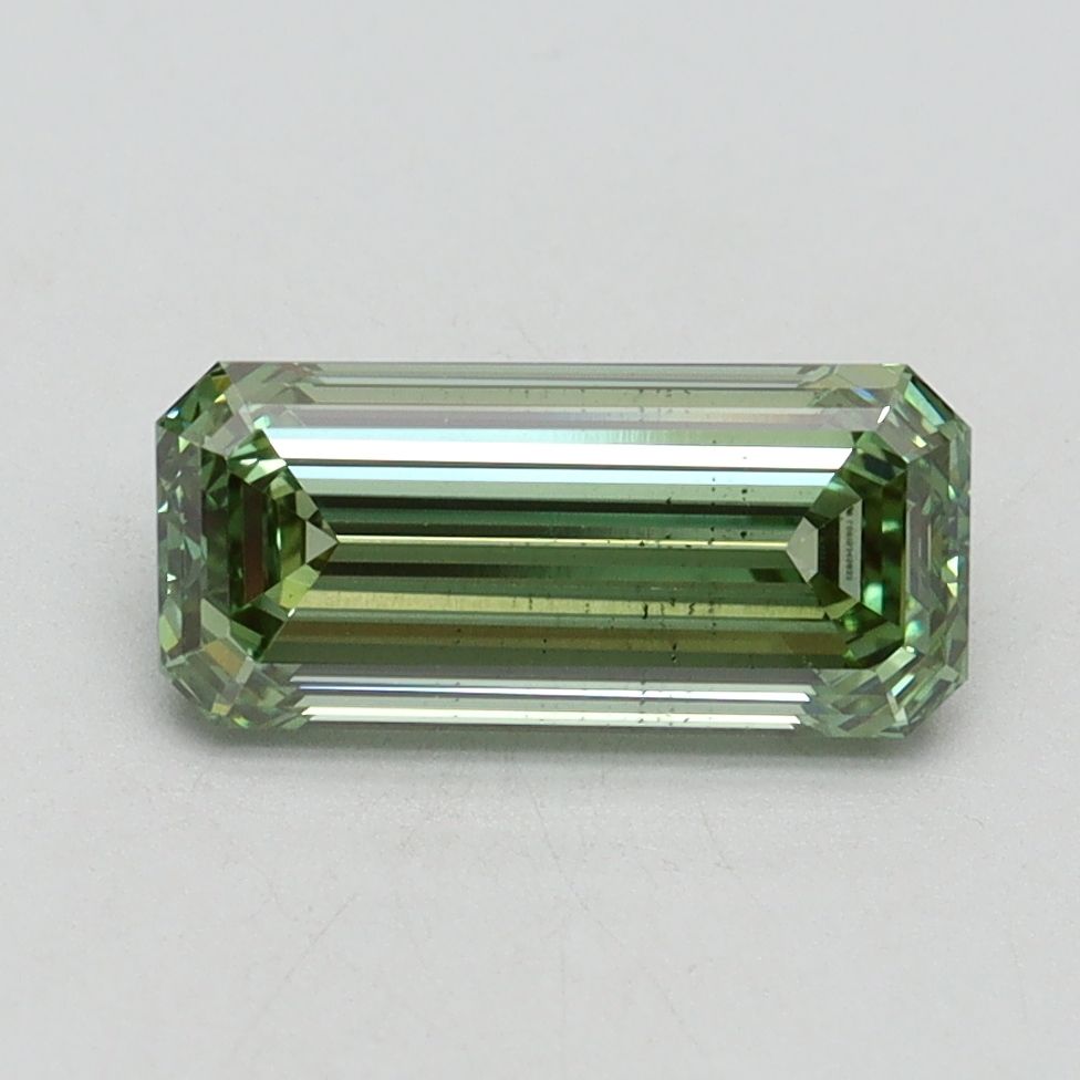 1.50 ct. emerald Lab Grown Diamond front image