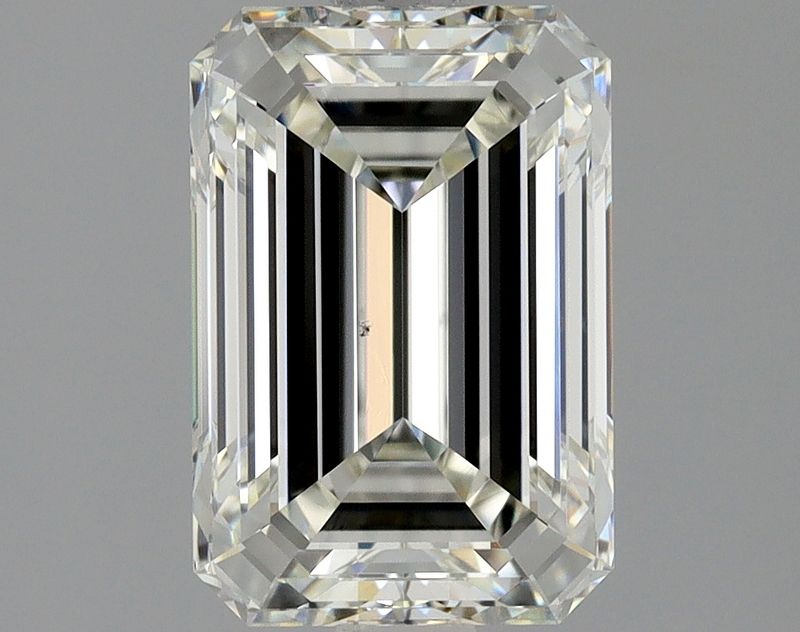 2.01 ct Emerald diamond