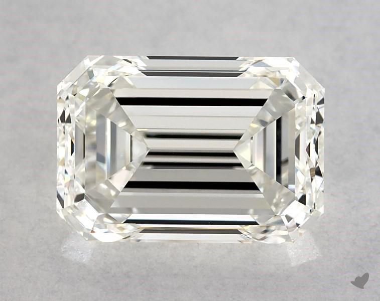 3.01 ct Emerald diamond