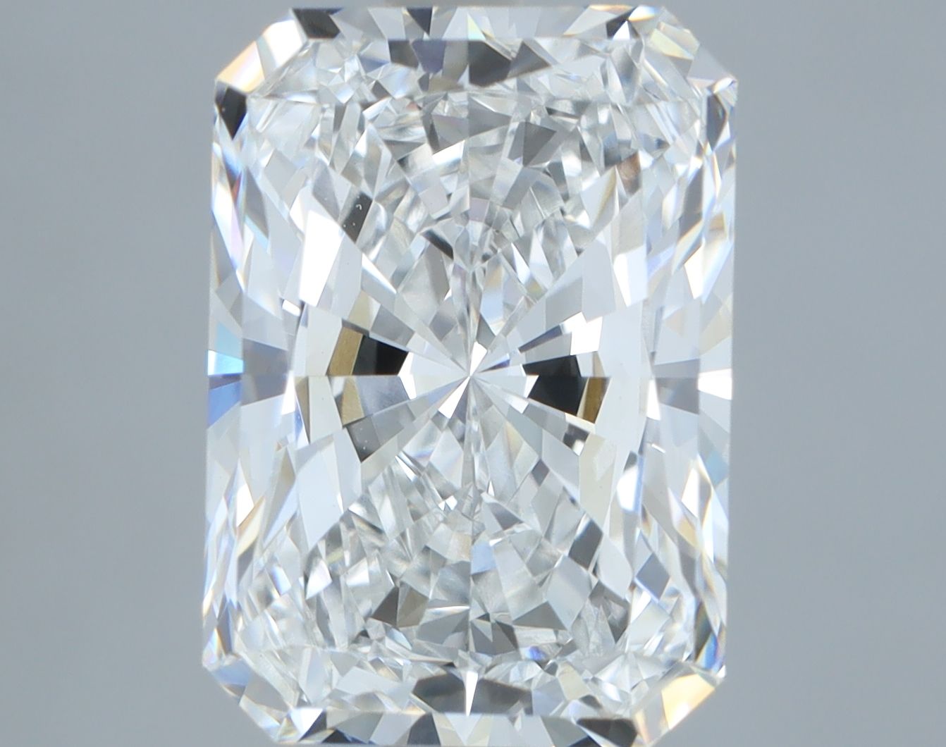 3.04 ct. radiant Lab Grown Diamond front image