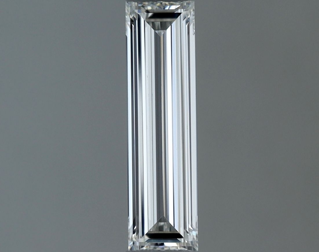 0.30 ct Baguette diamond