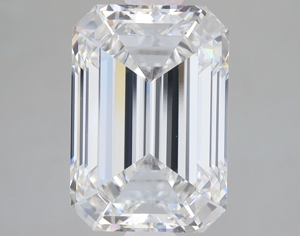 3.89 ct. emerald Lab Grown Diamond front image