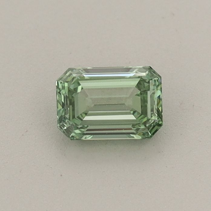 0.35 CT Fancy Vivid Green EMERALD