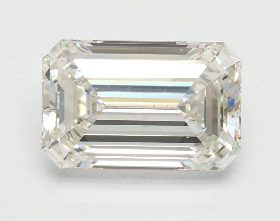 1.77 ct. emerald Lab Grown Diamond front image