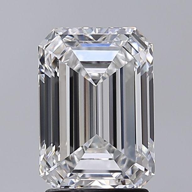 2.51 ct Emerald diamond