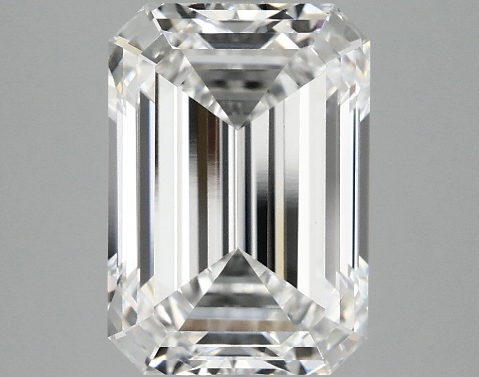 4.10 ct. emerald Lab Grown Diamond front image