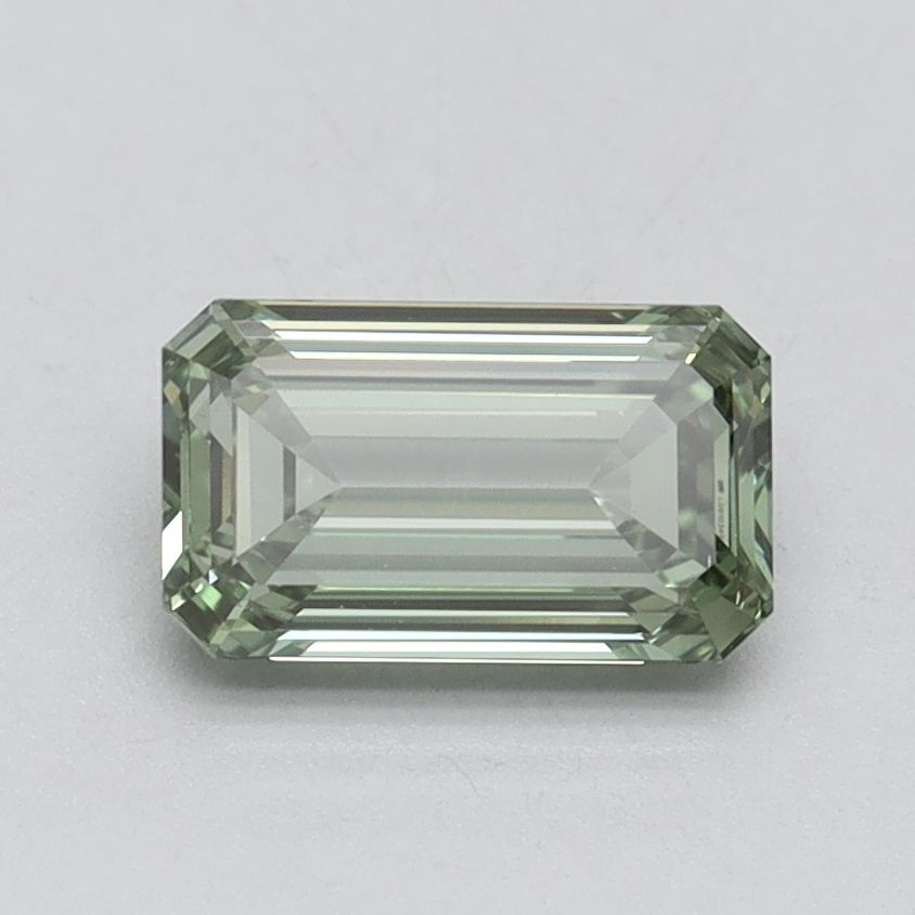 1.04 ct. emerald Lab Grown Diamond front image