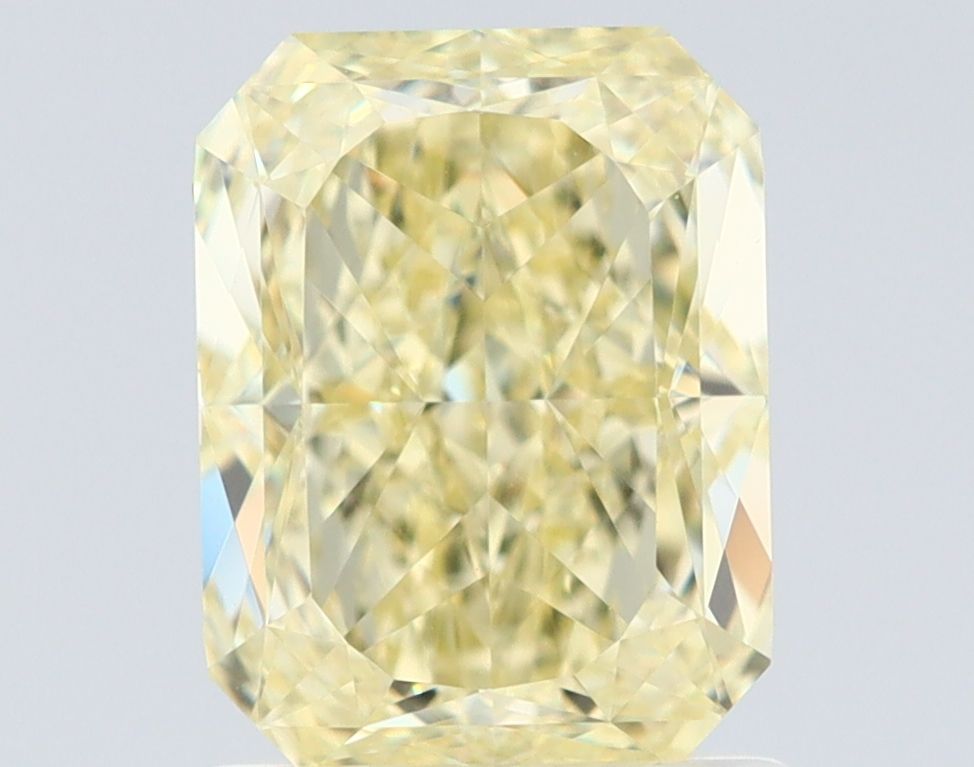 1.52 ct Radiant diamond