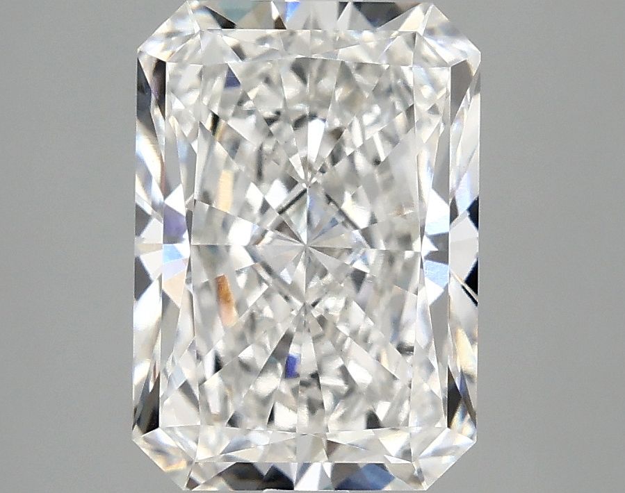 2.99 ct. radiant Lab Grown Diamond front image