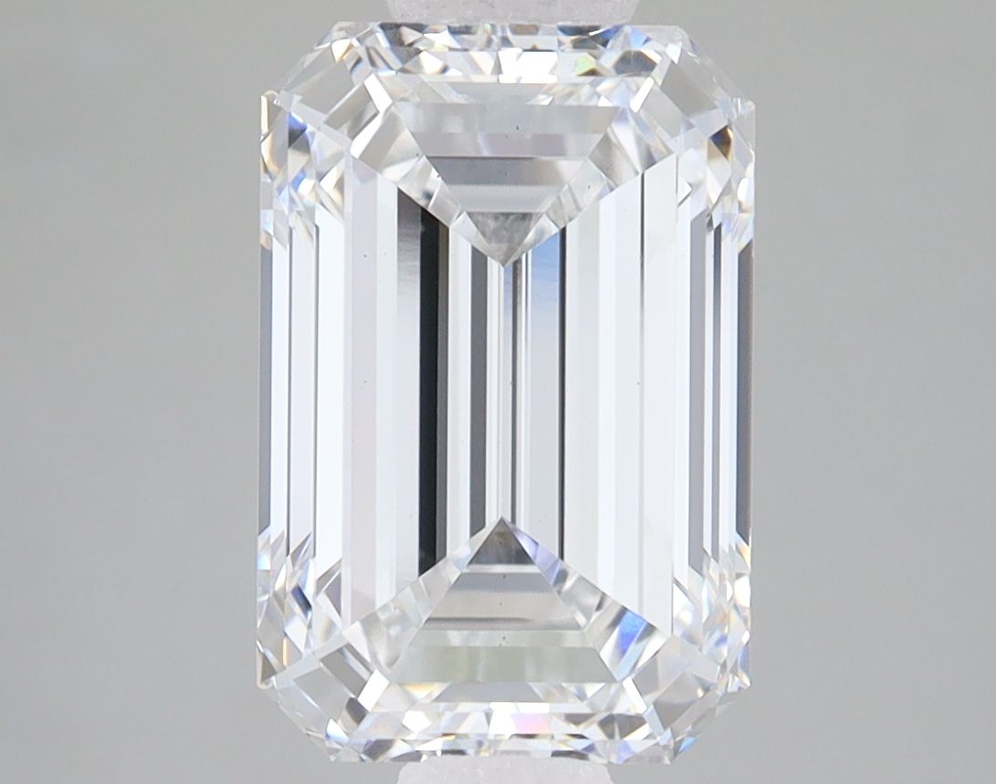 4.08 ct. emerald Lab Grown Diamond front image