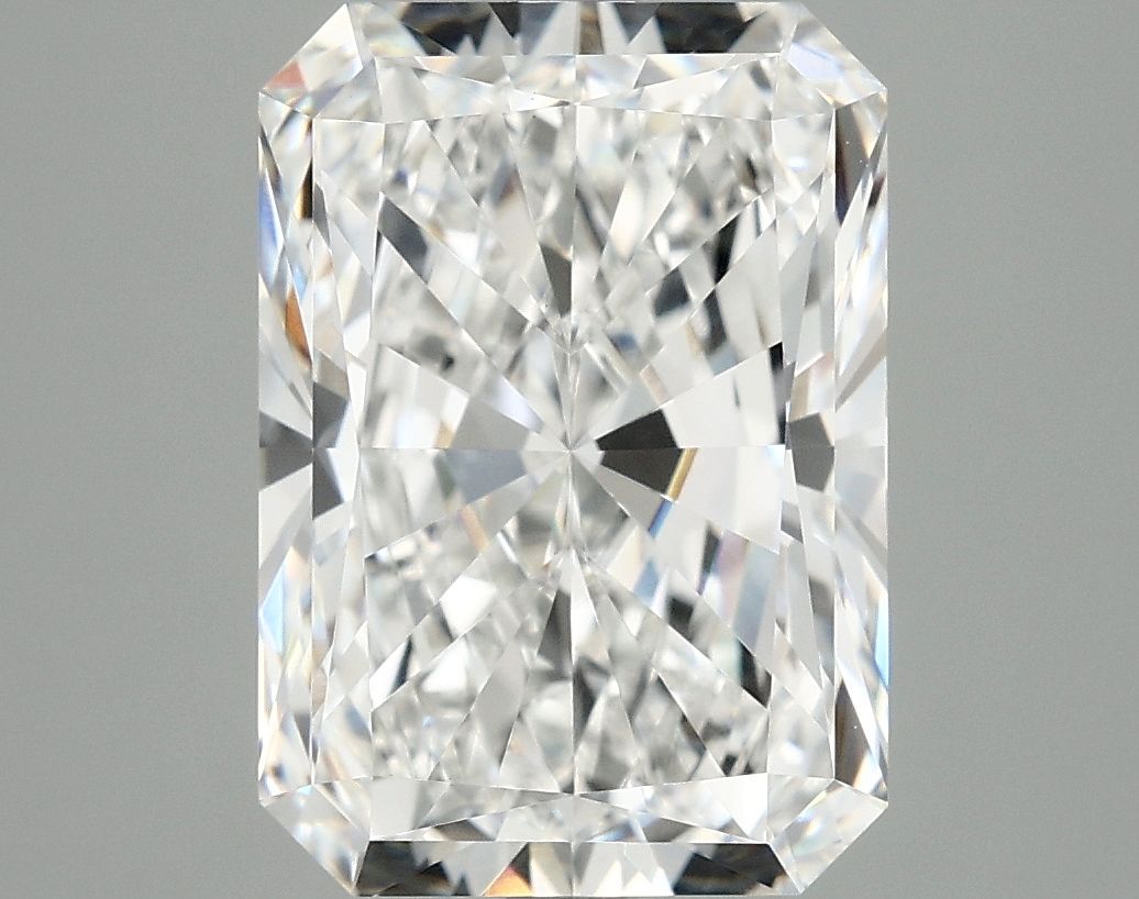 5.05 ct. radiant Lab Grown Diamond front image