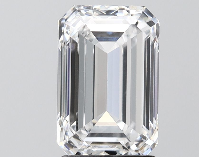 2.52 ct. emerald Lab Grown Diamond front image