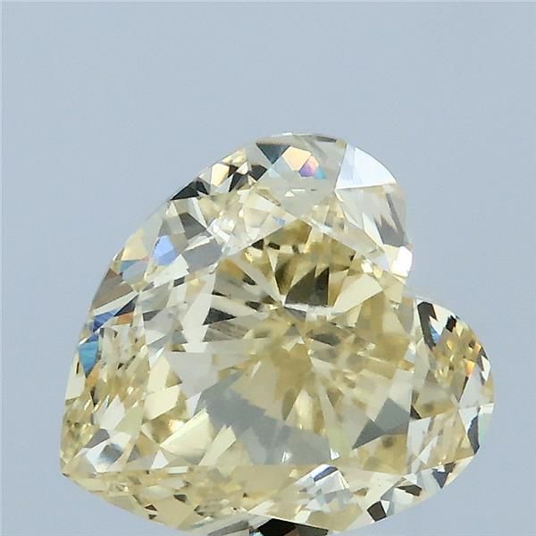 3.59 ct Heart diamond