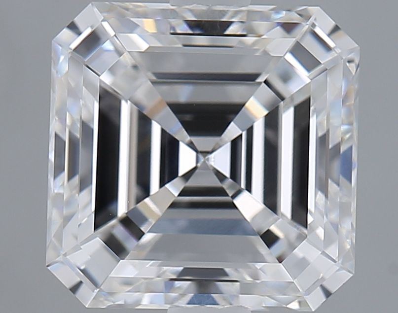 2.6 ct lab-grown Square emerald Diamond
