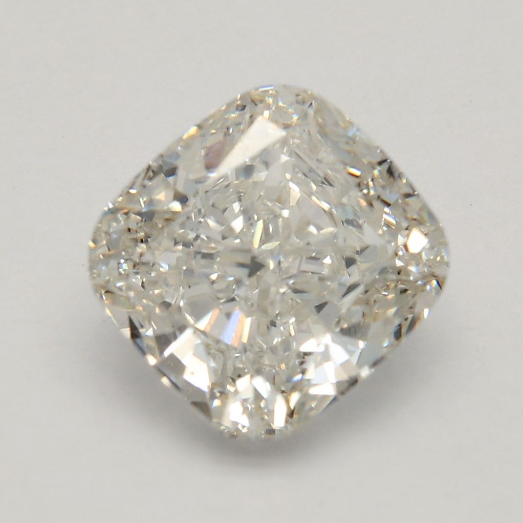 2.20 ct Cushion Brilliant diamond