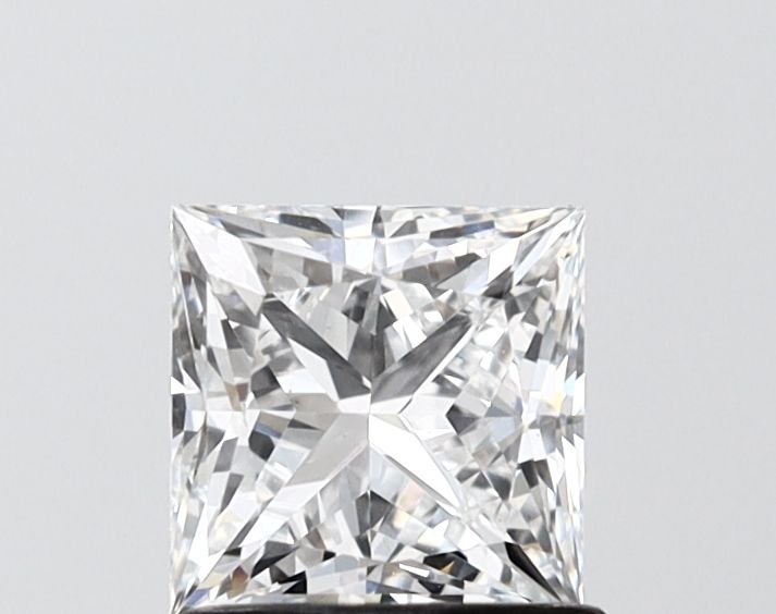 1.1 ct lab-grown Princess Diamond