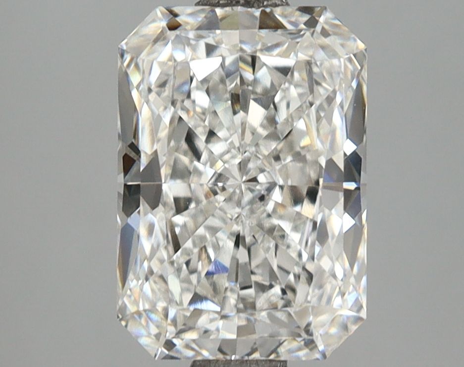 2.59 ct. radiant Lab Grown Diamond front image