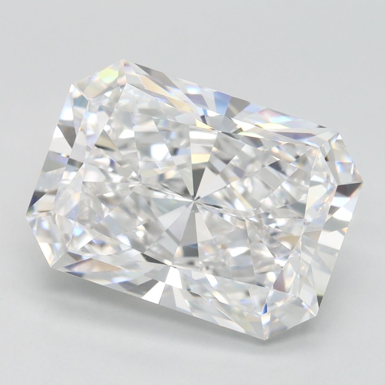 4.86 ct. radiant Lab Grown Diamond front image