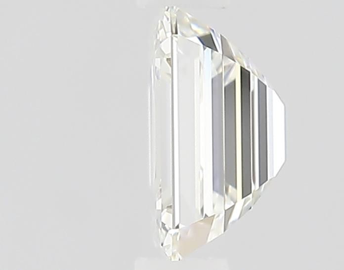 0.64 ct Emerald diamond