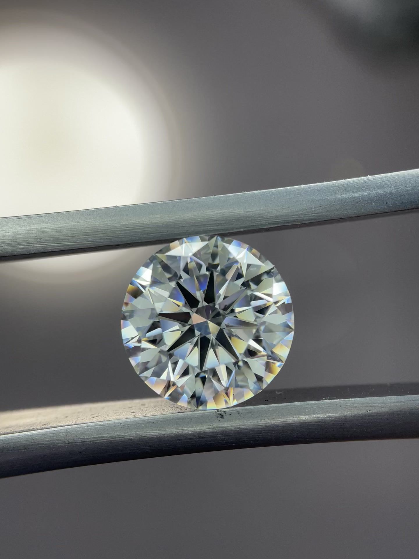 2.21 ct Round diamond