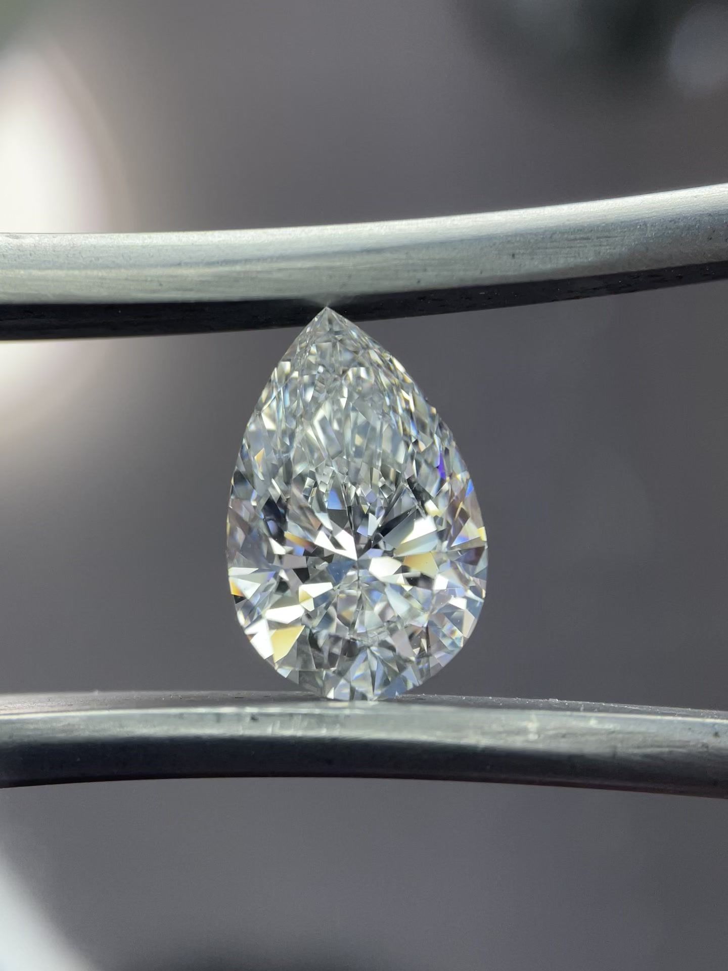 2.01 ct Pear diamond