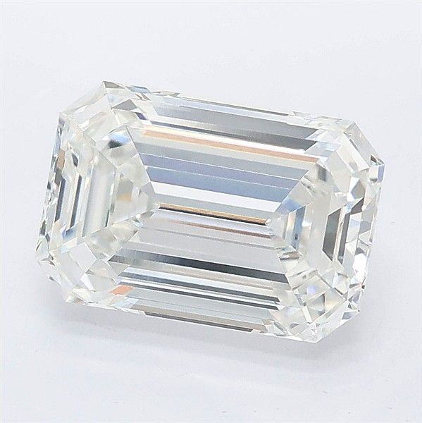3.09 ct Emerald diamond