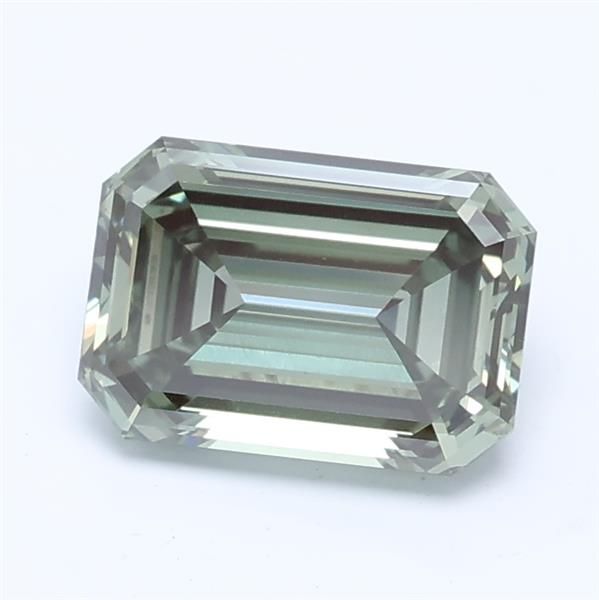 1.57 ct Emerald diamond